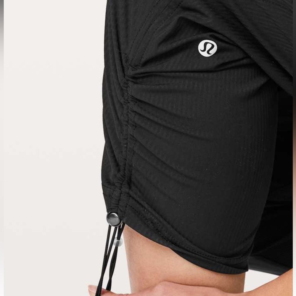 EUC Lululemon Dance Studio Mid-Rise Cropped Pant - Picture 4 of 9